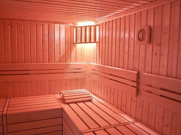 Apartment 707 Mit Pool Und Sauna لانشتاين المظهر الخارجي الصورة
